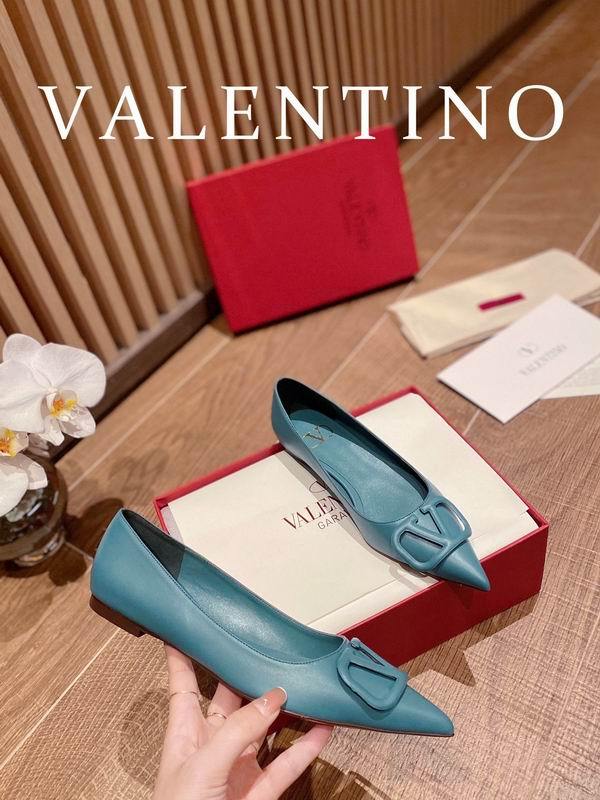 Valentino Women's Shoes 669